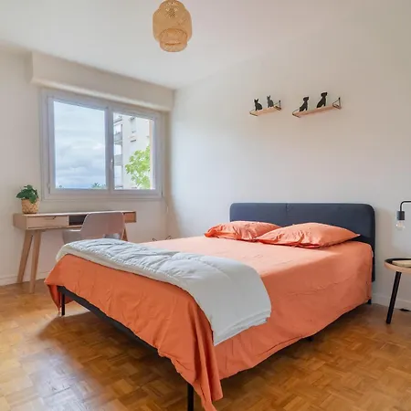 Διαμέρισμα Spacieux 100m 5 Ch, Balcon, Tram, Parking Gratuit *