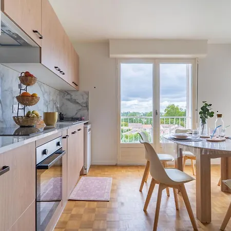 Διαμέρισμα Spacieux 100m 5 Ch, Balcon, Tram, Parking Gratuit *