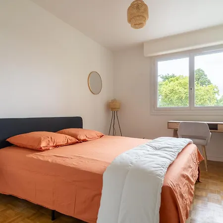 Spacieux 100m 5 Ch, Balcon, Tram, Parking Gratuit Apartment *