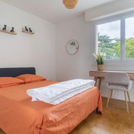 Spacieux 100m 5 Ch, Balcon, Tram, Parking Gratuit * Talence
